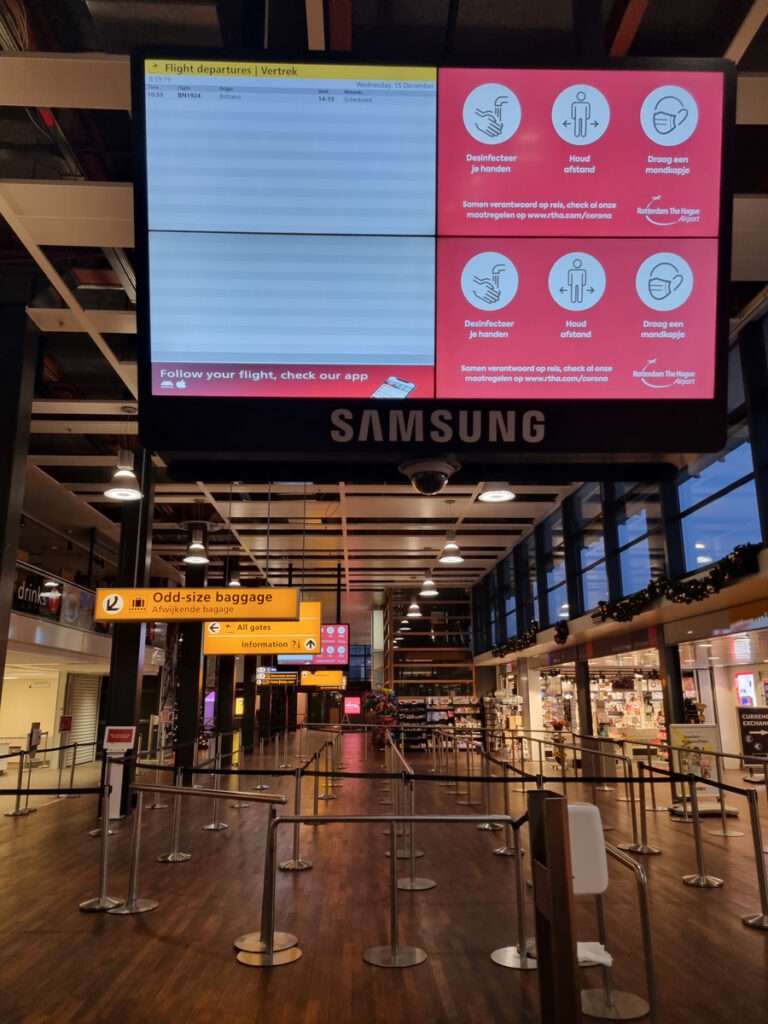 Rotterdam airport bord