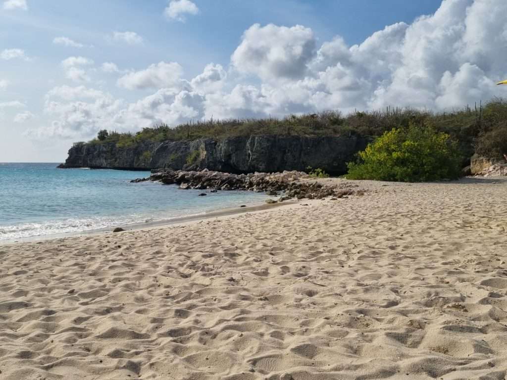 daaibooi beach curaçao
